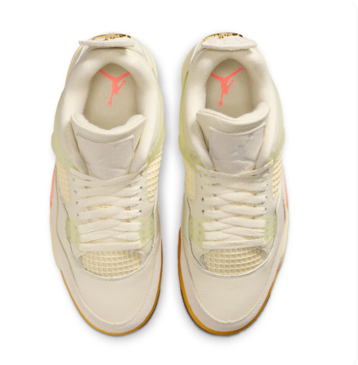 Air Jordan 4 Cream & Peach Sneakers