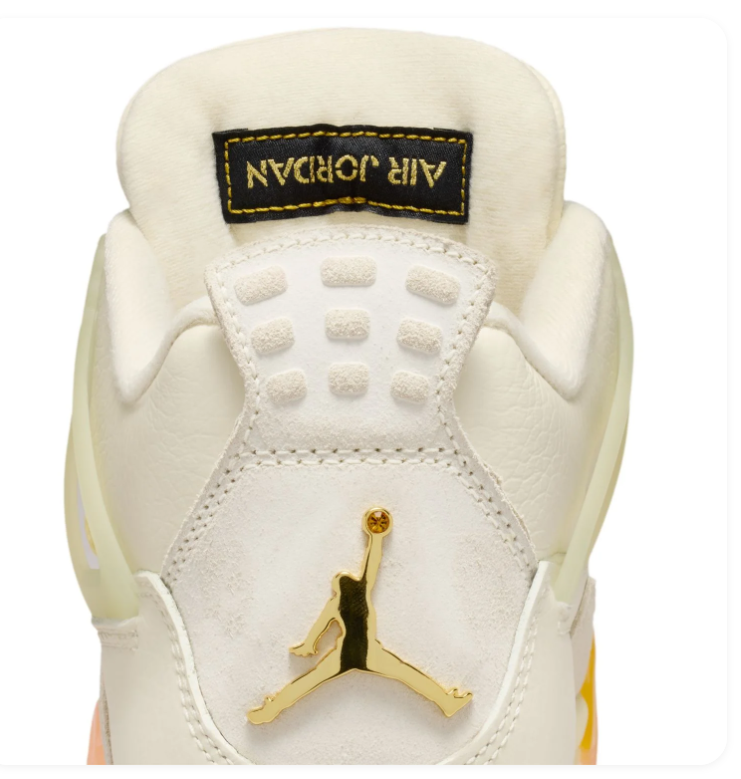 Air Jordan 4 Cream & Peach Sneakers