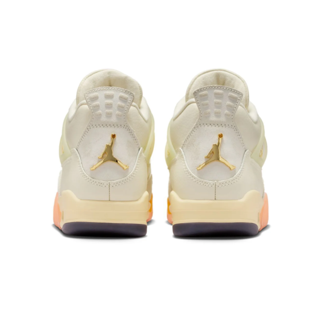 Air Jordan 4 Cream & Peach Sneakers