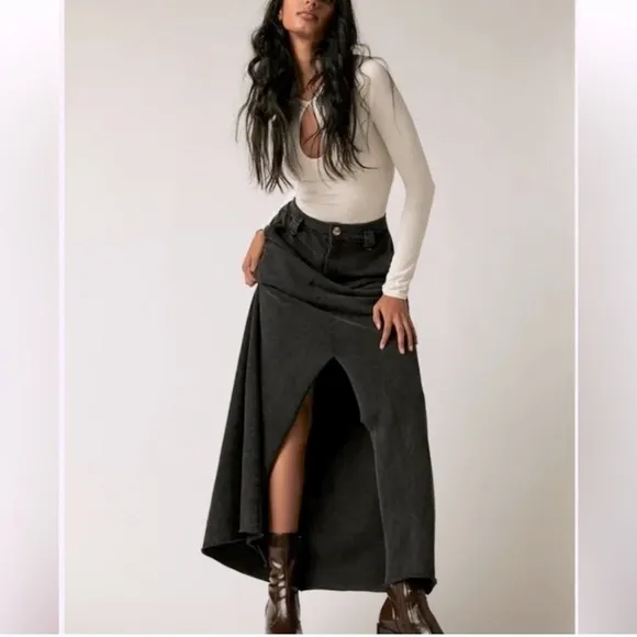Free People Kona Maxi Skirt in Faded Black Size Medium