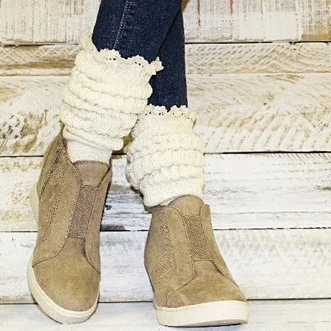 LACE  topped ultimate slouch socks - natural  10-13