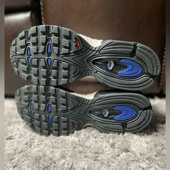 Nike Air Max Tailwind 4 Roman Numerals Mens Shoes Size 8 or Womens 9.5