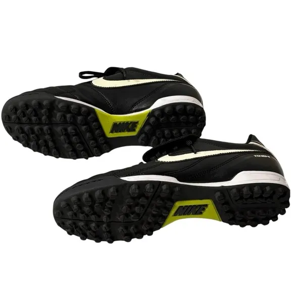 Nike Men's Black Tiempo Soccer Shoes - SIZE 8 - BLK/WHT - EXCELLENT CONDITION