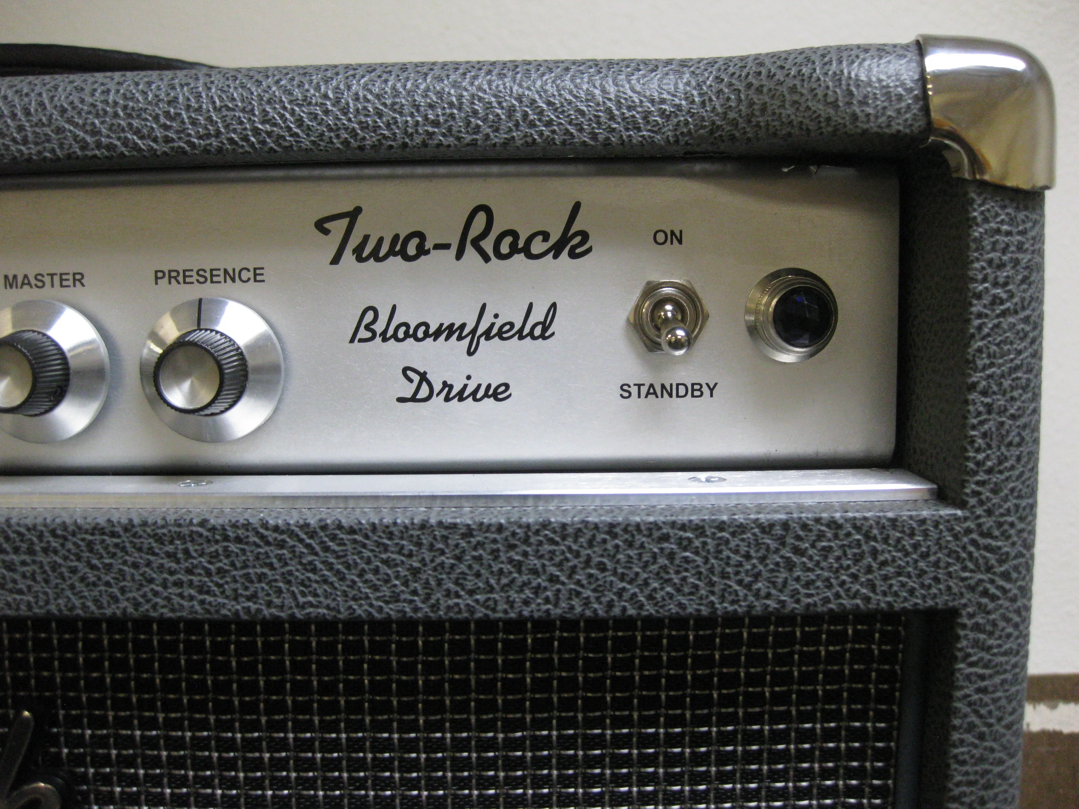 SOLD - Two Rock Bloomfield Drive 40/20 watt 6V6 Combo Amp