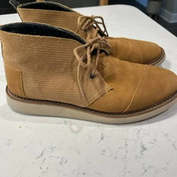 TOMS Mens Mateo Chukka  Boots Chestnut Brown | Size 9.5